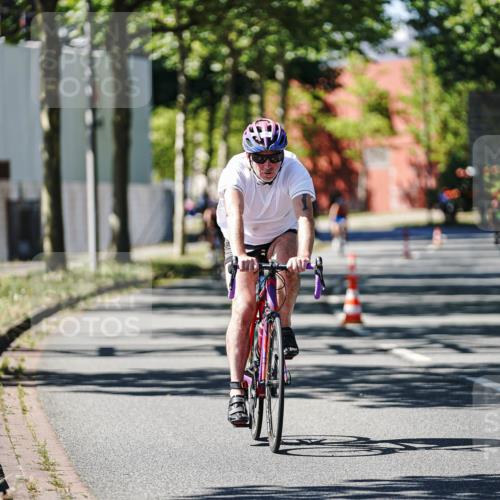 09.08.2026 - GEWOBA Citytriathlon Bremen Michael Burmester http://msf.ph/oto/9942361 09.08.2026 14:27:52 Radfahren 81, 177, 251, 443, 446 meine-sportfotos.de