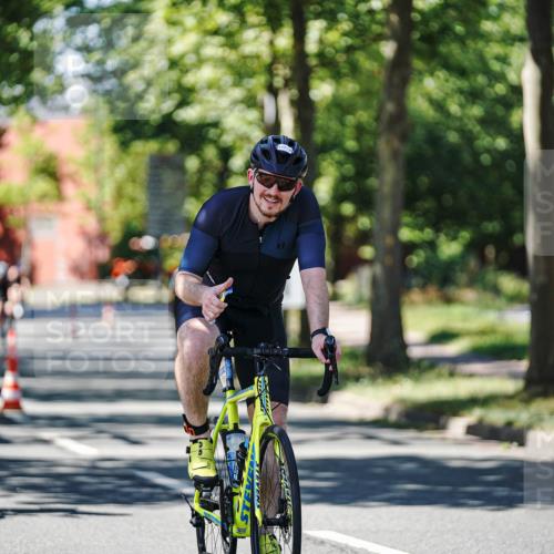 09.08.2026 - GEWOBA Citytriathlon Bremen Michael Burmester http://msf.ph/oto/9942368 09.08.2026 14:27:58 Radfahren 67, 177, 251, 331, 443, 444 meine-sportfotos.de