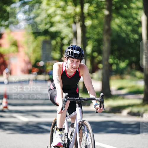 09.08.2026 - GEWOBA Citytriathlon Bremen Michael Burmester http://msf.ph/oto/9942369 09.08.2026 14:27:59 Radfahren 67, 177, 251, 331, 443, 444 meine-sportfotos.de