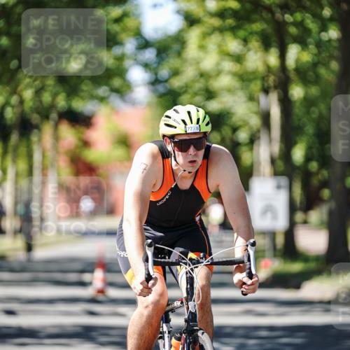 09.08.2026 - GEWOBA Citytriathlon Bremen Michael Burmester http://msf.ph/oto/9942399 09.08.2026 14:28:32 Radfahren 11, 77, 85, 100, 119, 155, 168 meine-sportfotos.de