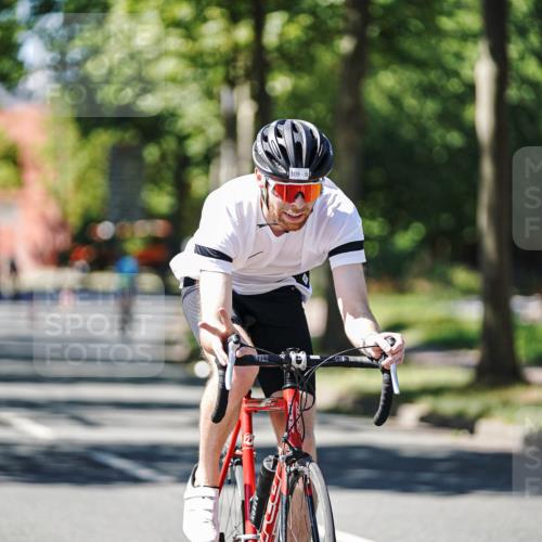 09.08.2026 - GEWOBA Citytriathlon Bremen Michael Burmester http://msf.ph/oto/9942412 09.08.2026 14:28:45 Radfahren 11, 50, 77, 109, 124, 155, 350 meine-sportfotos.de