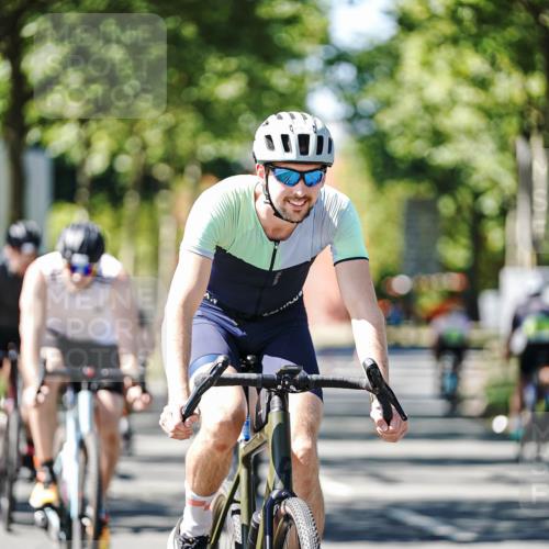 09.08.2026 - GEWOBA Citytriathlon Bremen Michael Burmester http://msf.ph/oto/9942421 09.08.2026 14:28:54 Radfahren 13, 33, 46, 50, 68, 71, 84, 97, 109, 114, 117, 124, 129, 150, 162, 350, 498 meine-sportfotos.de