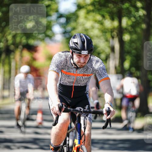 09.08.2026 - GEWOBA Citytriathlon Bremen Michael Burmester http://msf.ph/oto/9942430 09.08.2026 14:28:59 Radfahren 13, 33, 46, 68, 71, 84, 97, 114, 117, 124, 129, 150, 154, 162, 350, 498 meine-sportfotos.de