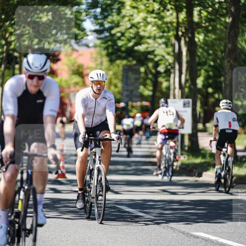 09.08.2026 - GEWOBA Citytriathlon Bremen Michael Burmester http://msf.ph/oto/9942431 09.08.2026 14:29:00 Radfahren 13, 33, 46, 68, 71, 84, 97, 114, 117, 124, 129, 150, 154, 162, 350, 498 meine-sportfotos.de