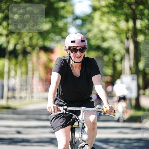 09.08.2026 - GEWOBA Citytriathlon Bremen Michael Burmester http://msf.ph/oto/9942433 09.08.2026 14:29:01 Radfahren 13, 33, 46, 68, 71, 84, 97, 114, 117, 124, 129, 150, 154, 162, 498 meine-sportfotos.de