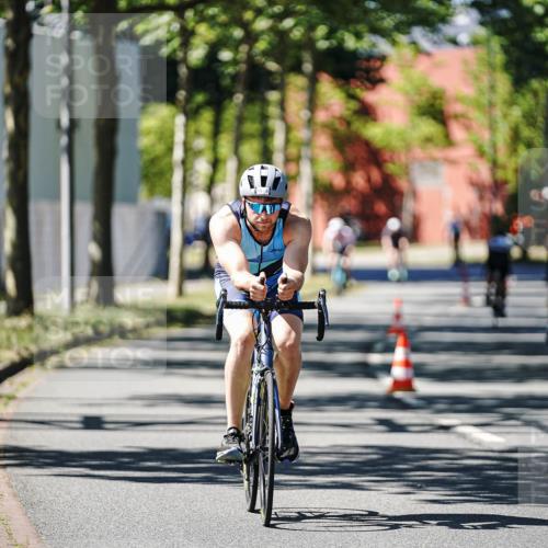 09.08.2026 - GEWOBA Citytriathlon Bremen Michael Burmester http://msf.ph/oto/9942445 09.08.2026 14:29:27 Radfahren 35, 490 meine-sportfotos.de