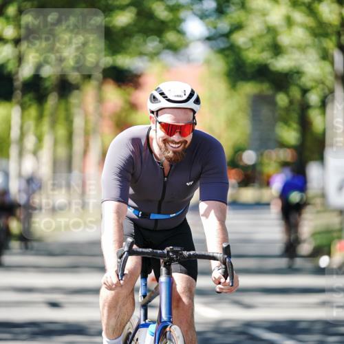 09.08.2026 - GEWOBA Citytriathlon Bremen Michael Burmester http://msf.ph/oto/9942451 09.08.2026 14:29:38 Radfahren 35, 123, 143, 144, 294 meine-sportfotos.de