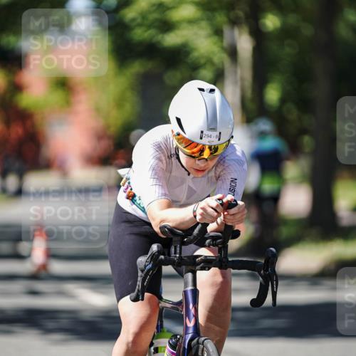 09.08.2026 - GEWOBA Citytriathlon Bremen Michael Burmester http://msf.ph/oto/9942455 09.08.2026 14:29:41 Radfahren 123, 143, 144, 164, 294, 418 meine-sportfotos.de
