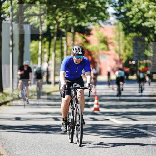09.08.2026 - GEWOBA Citytriathlon Bremen Michael Burmester http://msf.ph/oto/9942478 09.08.2026 14:30:22 Radfahren 26, 27, 79, 139, 169, 270, 304, 407 meine-sportfotos.de