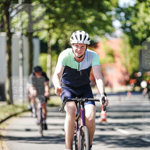 09.08.2026 - GEWOBA Citytriathlon Bremen Michael Burmester http://msf.ph/oto/9942485 09.08.2026 14:30:27 Radfahren 26, 27, 79, 118, 139, 159, 169, 270, 374, 433 meine-sportfotos.de