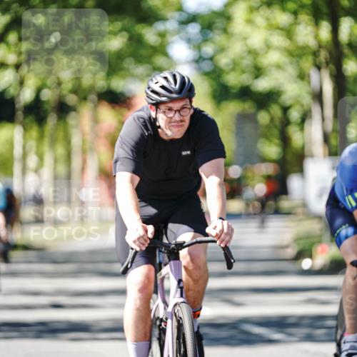 09.08.2026 - GEWOBA Citytriathlon Bremen Michael Burmester http://msf.ph/oto/9942490 09.08.2026 14:30:28 Radfahren 26, 27, 79, 118, 159, 169, 270, 374, 433 meine-sportfotos.de