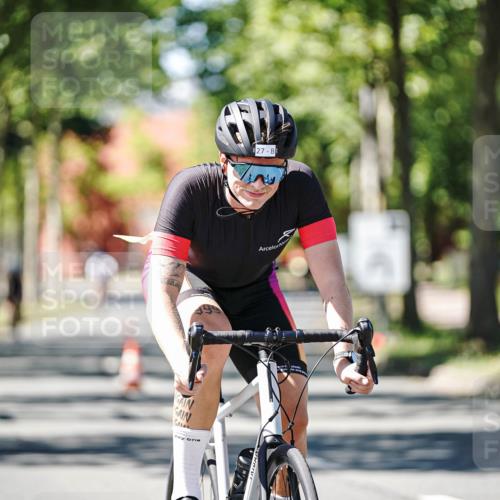 09.08.2026 - GEWOBA Citytriathlon Bremen Michael Burmester http://msf.ph/oto/9942495 09.08.2026 14:30:31 Radfahren 26, 27, 36, 79, 118, 159, 169, 270, 374, 433 meine-sportfotos.de