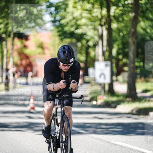 09.08.2026 - GEWOBA Citytriathlon Bremen Michael Burmester http://msf.ph/oto/9942525 09.08.2026 14:30:50 Radfahren 36, 45, 54, 60, 73, 91, 92, 105, 125, 128, 135, 186, 200 meine-sportfotos.de