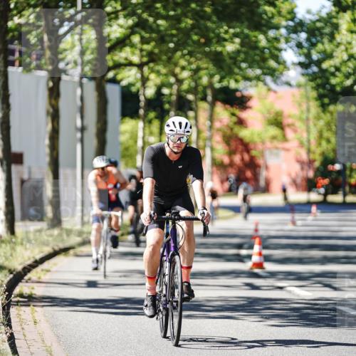 09.08.2026 - GEWOBA Citytriathlon Bremen Michael Burmester http://msf.ph/oto/9942526 09.08.2026 14:30:54 Radfahren 45, 54, 60, 73, 91, 92, 105, 125, 128, 135, 200, 353 meine-sportfotos.de