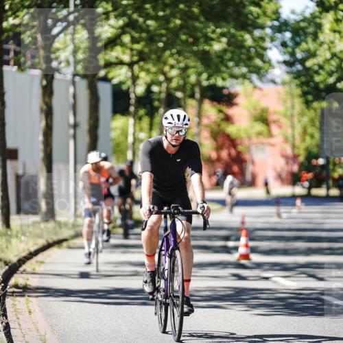 09.08.2026 - GEWOBA Citytriathlon Bremen Michael Burmester http://msf.ph/oto/9942527 09.08.2026 14:30:54 Radfahren 45, 54, 60, 73, 91, 92, 105, 125, 128, 135, 200, 353 meine-sportfotos.de