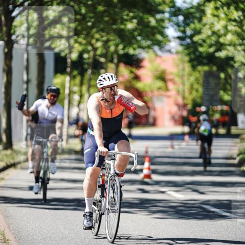 09.08.2026 - GEWOBA Citytriathlon Bremen Michael Burmester http://msf.ph/oto/9942531 09.08.2026 14:30:55 Radfahren 45, 54, 60, 73, 91, 92, 98, 105, 125, 135, 200, 353 meine-sportfotos.de