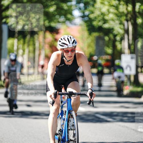 09.08.2026 - GEWOBA Citytriathlon Bremen Michael Burmester http://msf.ph/oto/9942539 09.08.2026 14:31:01 Radfahren 45, 54, 60, 73, 92, 98, 99, 125, 353 meine-sportfotos.de