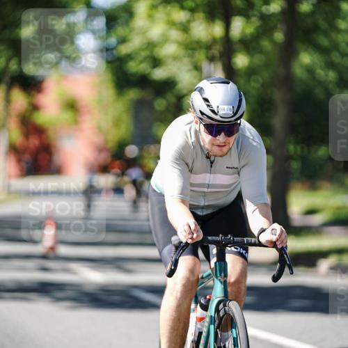 09.08.2026 - GEWOBA Citytriathlon Bremen Michael Burmester http://msf.ph/oto/9942541 09.08.2026 14:31:02 Radfahren 45, 60, 73, 92, 98, 99, 125, 353 meine-sportfotos.de