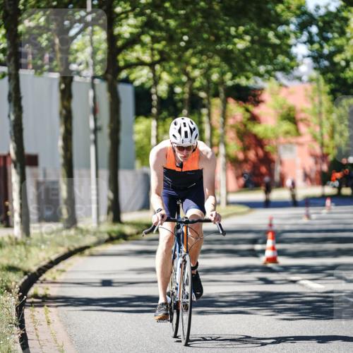 09.08.2026 - GEWOBA Citytriathlon Bremen Michael Burmester http://msf.ph/oto/9942549 09.08.2026 14:31:28 Radfahren 24, 52, 295 meine-sportfotos.de