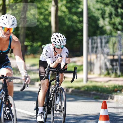 09.08.2026 - GEWOBA Citytriathlon Bremen Michael Burmester http://msf.ph/oto/9942558 09.08.2026 14:31:40 Radfahren 3, 52, 70, 151, 161, 346, 360 meine-sportfotos.de