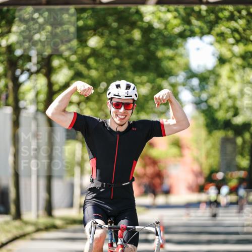 09.08.2026 - GEWOBA Citytriathlon Bremen Michael Burmester http://msf.ph/oto/9942578 09.08.2026 14:32:02 Radfahren 21, 126, 134, 254 meine-sportfotos.de