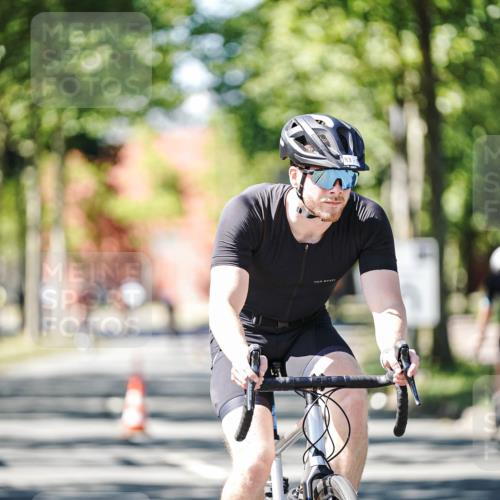 09.08.2026 - GEWOBA Citytriathlon Bremen Michael Burmester http://msf.ph/oto/9942587 09.08.2026 14:32:31 Radfahren 2, 22, 44, 83 meine-sportfotos.de