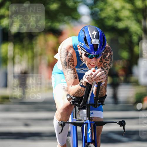 09.08.2026 - GEWOBA Citytriathlon Bremen Michael Burmester http://msf.ph/oto/9942590 09.08.2026 14:32:33 Radfahren 2, 22, 44, 76, 83, 396 meine-sportfotos.de