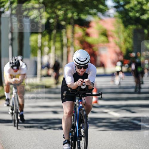 09.08.2026 - GEWOBA Citytriathlon Bremen Michael Burmester http://msf.ph/oto/9942614 09.08.2026 14:32:59 Radfahren 9, 19, 38, 148, 257, 302, 349 meine-sportfotos.de