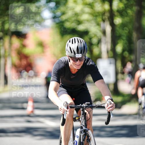 09.08.2026 - GEWOBA Citytriathlon Bremen Michael Burmester http://msf.ph/oto/9942625 09.08.2026 14:33:07 Radfahren 9, 19, 38, 148, 257, 302, 349, 354 meine-sportfotos.de