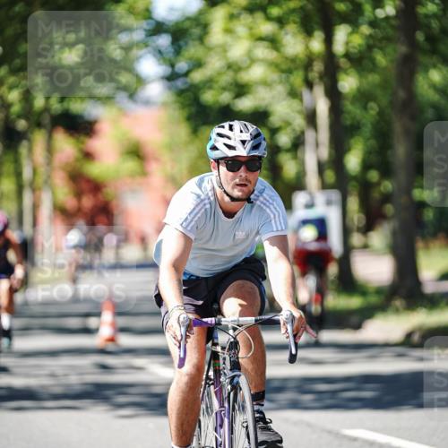 09.08.2026 - GEWOBA Citytriathlon Bremen Michael Burmester http://msf.ph/oto/9942656 09.08.2026 14:33:31 Radfahren 17, 38, 74, 86, 158, 179, 218, 232, 263, 308, 395, 470 meine-sportfotos.de