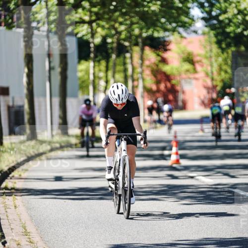 09.08.2026 - GEWOBA Citytriathlon Bremen Michael Burmester http://msf.ph/oto/9942671 09.08.2026 14:33:39 Radfahren 38, 74, 82, 146, 218, 232, 263, 308, 371, 470 meine-sportfotos.de