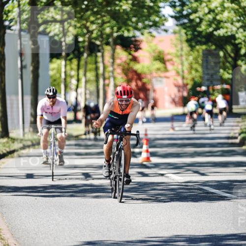 09.08.2026 - GEWOBA Citytriathlon Bremen Michael Burmester http://msf.ph/oto/9942675 09.08.2026 14:33:41 Radfahren 38, 74, 82, 146, 218, 232, 263, 308, 371, 470 meine-sportfotos.de