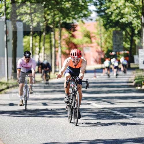 09.08.2026 - GEWOBA Citytriathlon Bremen Michael Burmester http://msf.ph/oto/9942676 09.08.2026 14:33:41 Radfahren 38, 74, 82, 146, 218, 232, 263, 308, 371, 470 meine-sportfotos.de