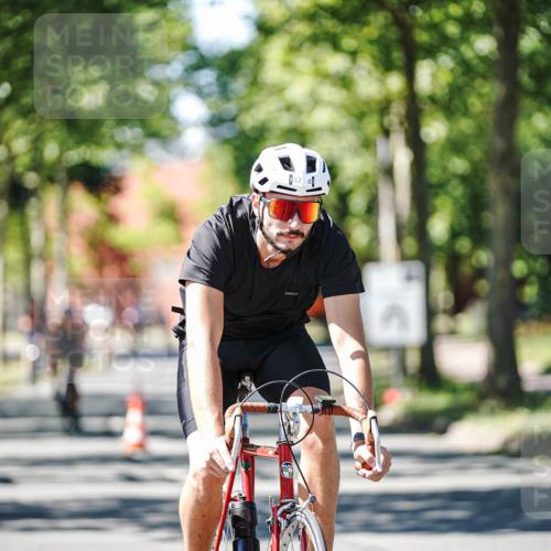 09.08.2026 - GEWOBA Citytriathlon Bremen Michael Burmester http://msf.ph/oto/9942690 09.08.2026 14:33:47 Radfahren 5, 38, 66, 74, 82, 146, 218, 345, 371, 470 meine-sportfotos.de