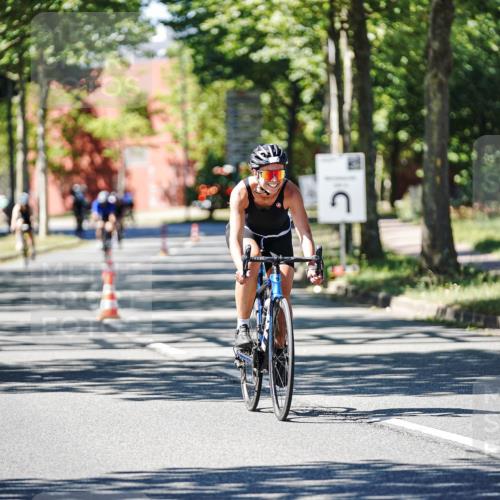 09.08.2026 - GEWOBA Citytriathlon Bremen Michael Burmester http://msf.ph/oto/9942691 09.08.2026 14:33:50 Radfahren 5, 38, 43, 66, 82, 146, 218, 278, 285, 345, 371, 470 meine-sportfotos.de