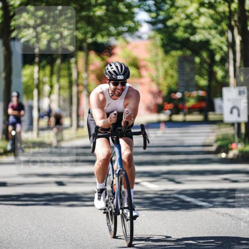 09.08.2026 - GEWOBA Citytriathlon Bremen Michael Burmester http://msf.ph/oto/9942694 09.08.2026 14:33:51 Radfahren 5, 43, 66, 82, 146, 278, 285, 345, 371, 470 meine-sportfotos.de