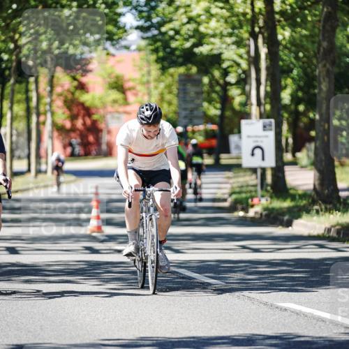 09.08.2026 - GEWOBA Citytriathlon Bremen Michael Burmester http://msf.ph/oto/9942706 09.08.2026 14:34:02 Radfahren 5, 43, 66, 90, 115, 278, 285, 345 meine-sportfotos.de