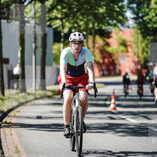 09.08.2026 - GEWOBA Citytriathlon Bremen Michael Burmester http://msf.ph/oto/9942722 09.08.2026 14:34:20 Radfahren 12, 69, 90, 95, 211, 429, 455 meine-sportfotos.de
