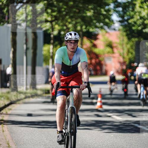 09.08.2026 - GEWOBA Citytriathlon Bremen Michael Burmester http://msf.ph/oto/9942723 09.08.2026 14:34:20 Radfahren 12, 69, 90, 95, 211, 429, 455 meine-sportfotos.de