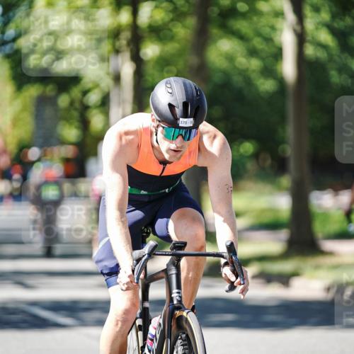 09.08.2026 - GEWOBA Citytriathlon Bremen Michael Burmester http://msf.ph/oto/9942742 09.08.2026 14:34:51 Radfahren 217, 378, 457 meine-sportfotos.de