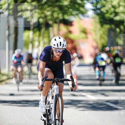 09.08.2026 - GEWOBA Citytriathlon Bremen Michael Burmester http://msf.ph/oto/9942746 09.08.2026 14:35:00 Radfahren 20, 220, 236, 284, 351, 362, 378 meine-sportfotos.de
