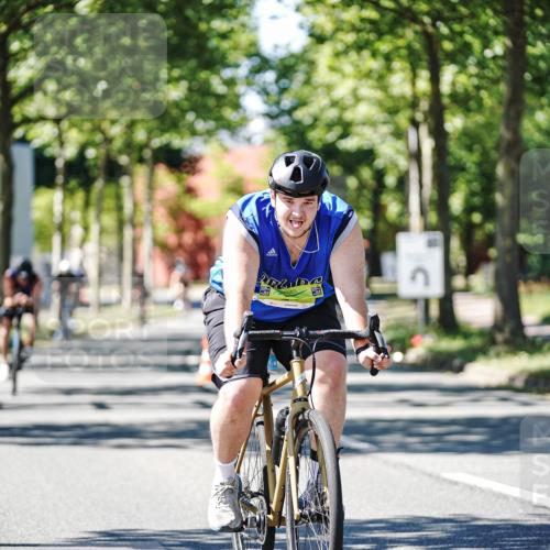 09.08.2026 - GEWOBA Citytriathlon Bremen Michael Burmester http://msf.ph/oto/9942757 09.08.2026 14:35:06 Radfahren 20, 37, 192, 220, 236, 260, 284, 351, 362, 404 meine-sportfotos.de
