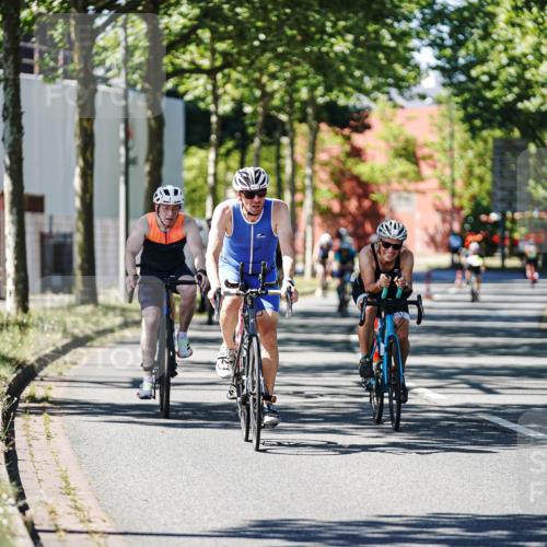 09.08.2026 - GEWOBA Citytriathlon Bremen Michael Burmester http://msf.ph/oto/9942802 09.08.2026 14:35:38 Radfahren 14, 47, 57, 121, 147, 205, 271, 286, 325, 334, 363, 364, 370, 403, 453, 462, 466, 527 meine-sportfotos.de
