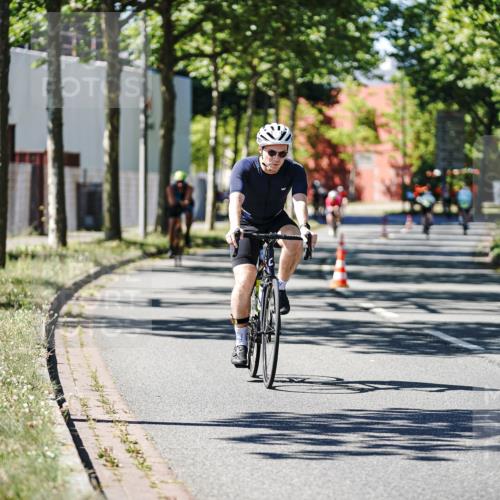 09.08.2026 - GEWOBA Citytriathlon Bremen Michael Burmester http://msf.ph/oto/9942821 09.08.2026 14:35:51 Radfahren 39, 47, 147, 205, 271, 334, 343, 363, 373, 453, 462, 527 meine-sportfotos.de