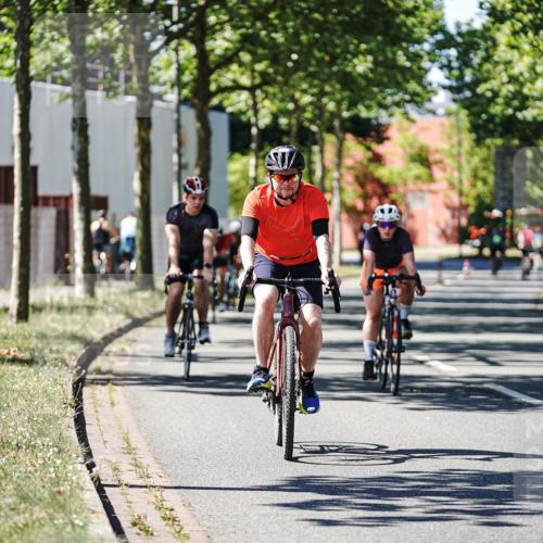 09.08.2026 - GEWOBA Citytriathlon Bremen Michael Burmester http://msf.ph/oto/9942836 09.08.2026 14:36:03 Radfahren 6, 39, 53, 152, 163, 235, 240, 269, 329, 343, 373 meine-sportfotos.de
