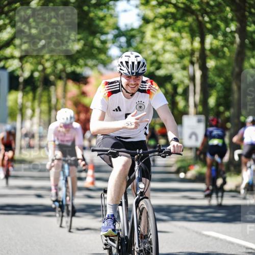 09.08.2026 - GEWOBA Citytriathlon Bremen Michael Burmester http://msf.ph/oto/9942854 09.08.2026 14:36:13 Radfahren 6, 53, 163, 235, 240, 269, 274, 309, 329, 356 meine-sportfotos.de