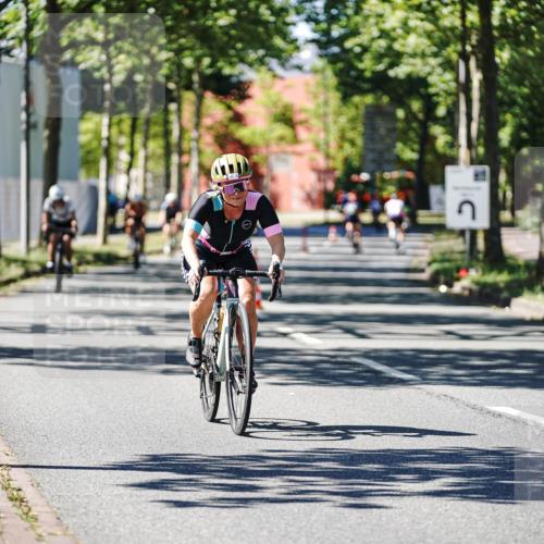 09.08.2026 - GEWOBA Citytriathlon Bremen Michael Burmester http://msf.ph/oto/9942865 09.08.2026 14:36:19 Radfahren 53, 207, 235, 240, 269, 274, 291, 309, 321, 356 meine-sportfotos.de