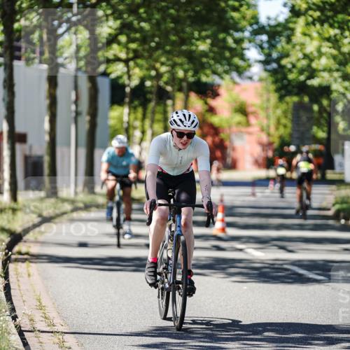 09.08.2026 - GEWOBA Citytriathlon Bremen Michael Burmester http://msf.ph/oto/9942885 09.08.2026 14:36:31 Radfahren 133, 207, 256, 291, 307, 321, 336, 356 meine-sportfotos.de