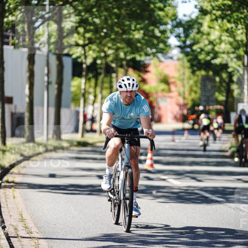 09.08.2026 - GEWOBA Citytriathlon Bremen Michael Burmester http://msf.ph/oto/9942888 09.08.2026 14:36:33 Radfahren 110, 133, 207, 256, 291, 307, 321, 336 meine-sportfotos.de