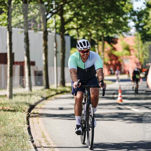 09.08.2026 - GEWOBA Citytriathlon Bremen Michael Burmester http://msf.ph/oto/9942906 09.08.2026 14:36:54 Radfahren 65, 89, 122, 229, 312, 337, 377, 523 meine-sportfotos.de